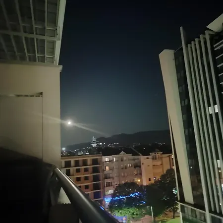 Apartman Mateaa דירה *