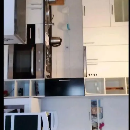 Apartman Mateaa דירה באניה לוקה