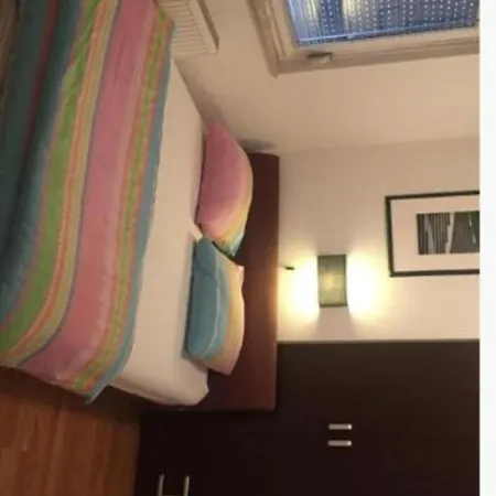 Apartman Mateaa דירה *