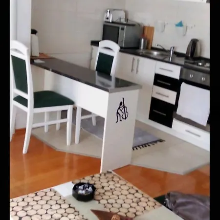 דירה Apartman Mateaa